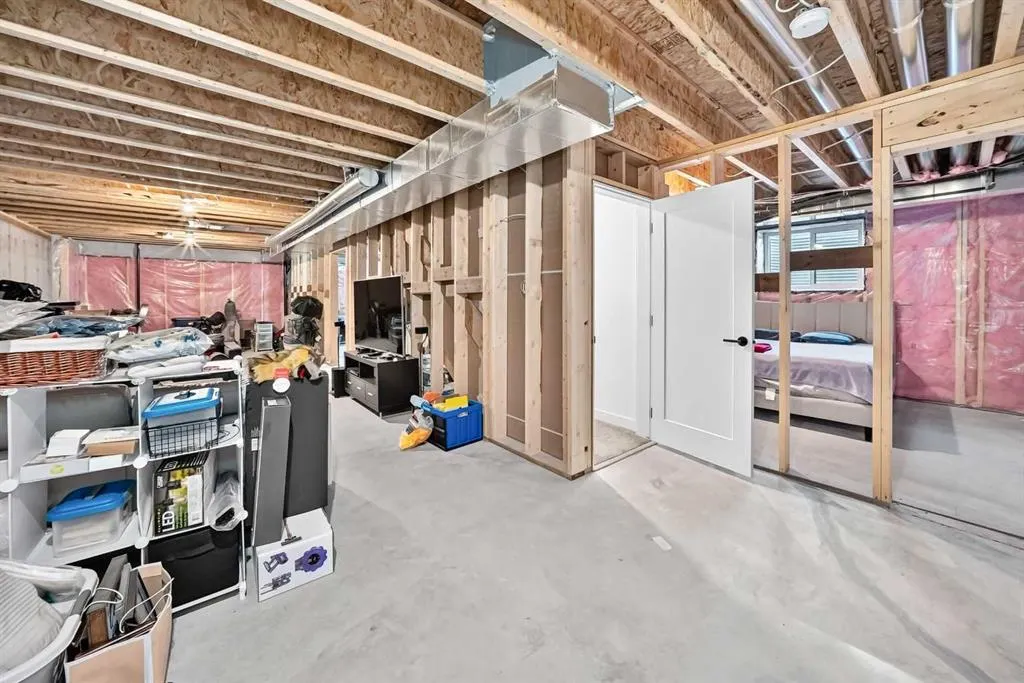 15 Coopersfield Link SW #2000