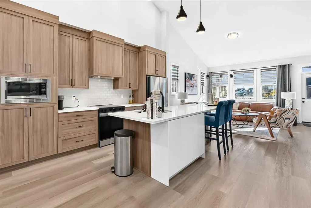 15 Coopersfield Link SW #2000