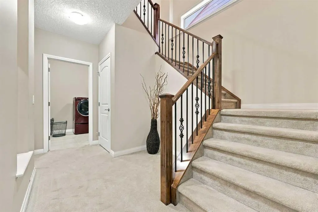 14 Ridge View Place