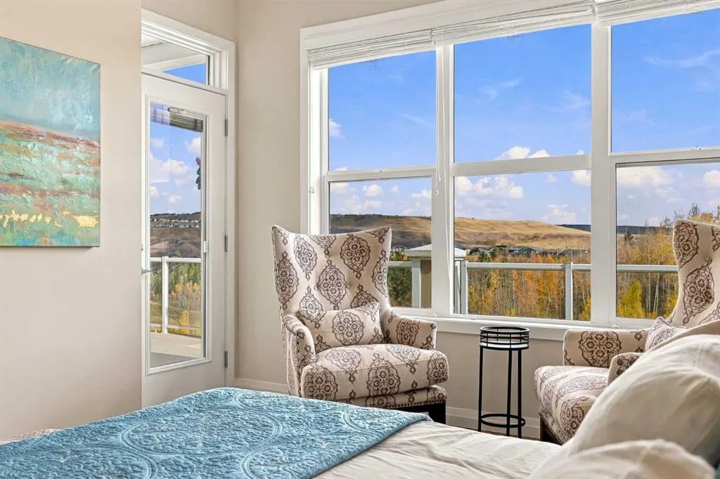 14 Ridge View Place