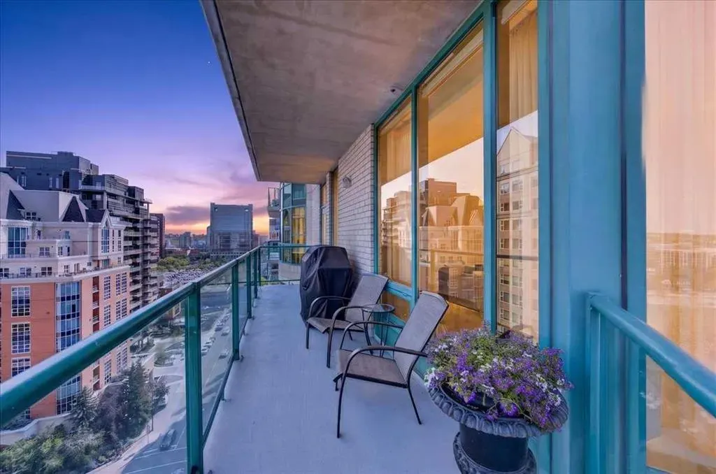 801 2 Avenue SW #1402