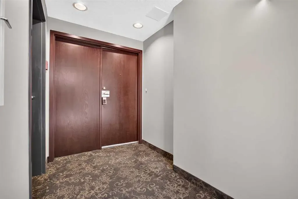 801 2 Avenue SW #1402