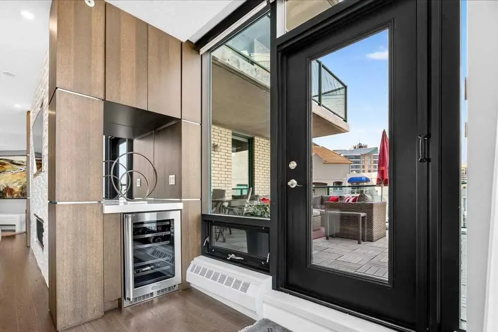 801 2 Avenue SW #1402