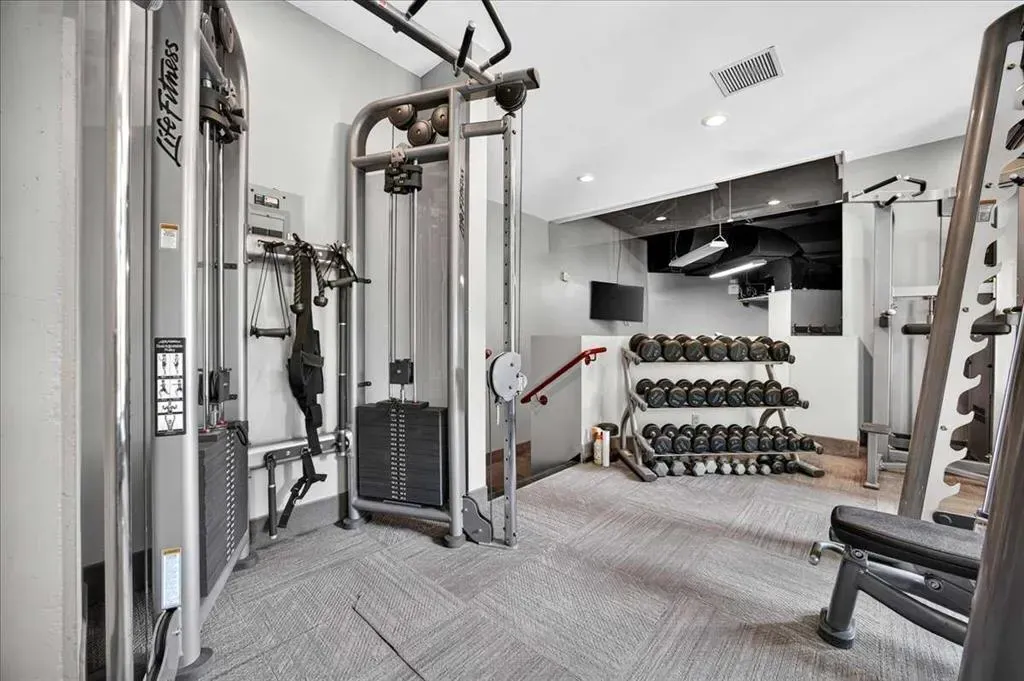 801 2 Avenue SW #1402
