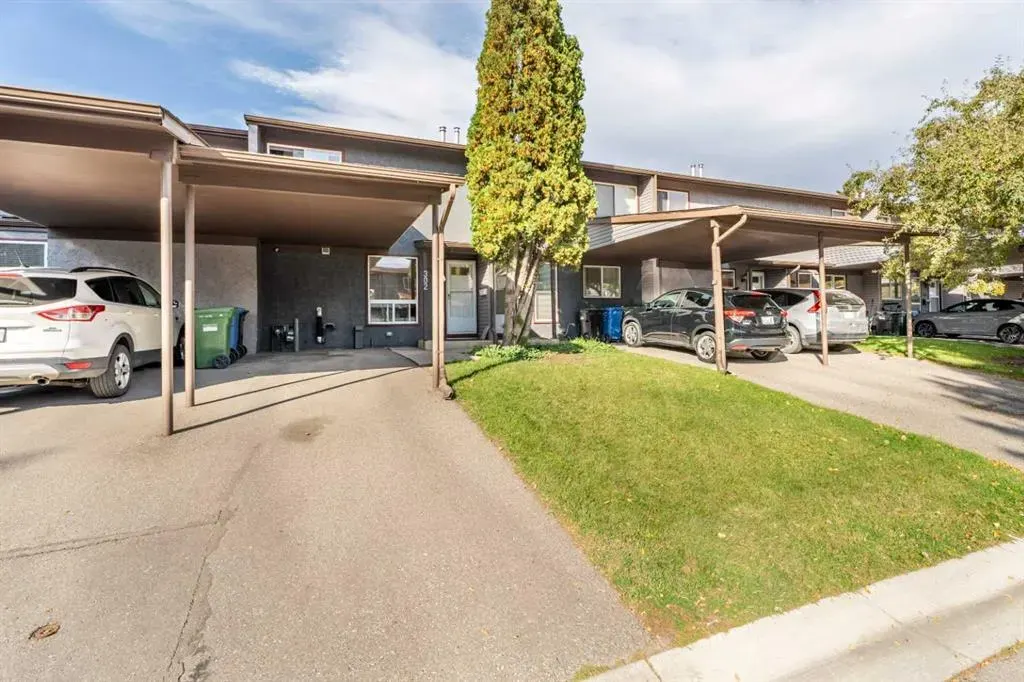 9930 Bonaventure Drive SE #302