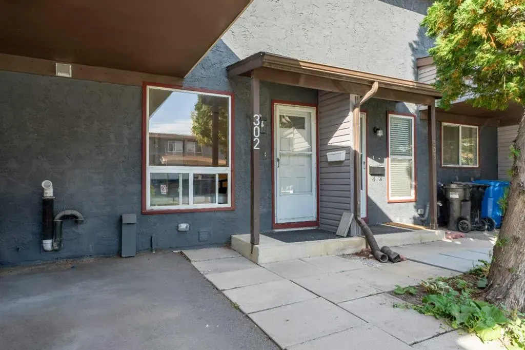 9930 Bonaventure Drive SE #302