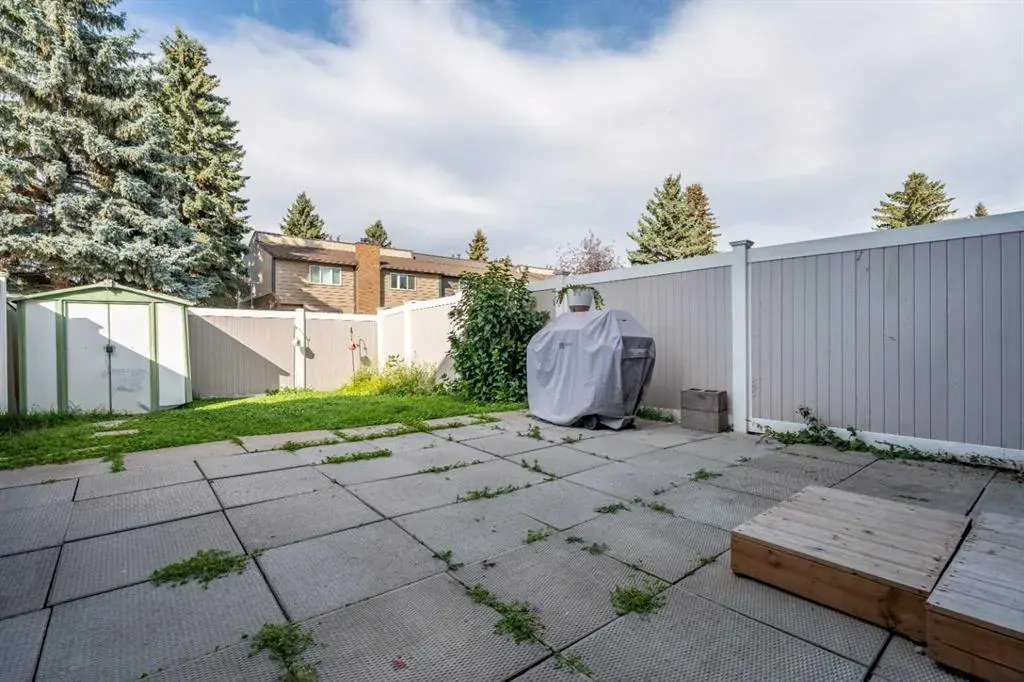 9930 Bonaventure Drive SE #302