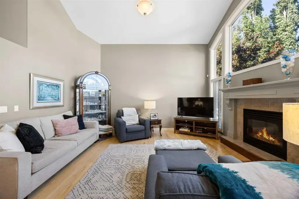 93 Coach Court SW