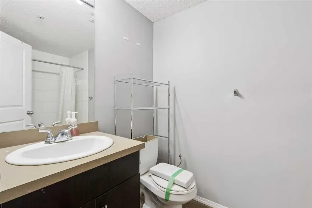 403 Mackenzie Way SW #3108