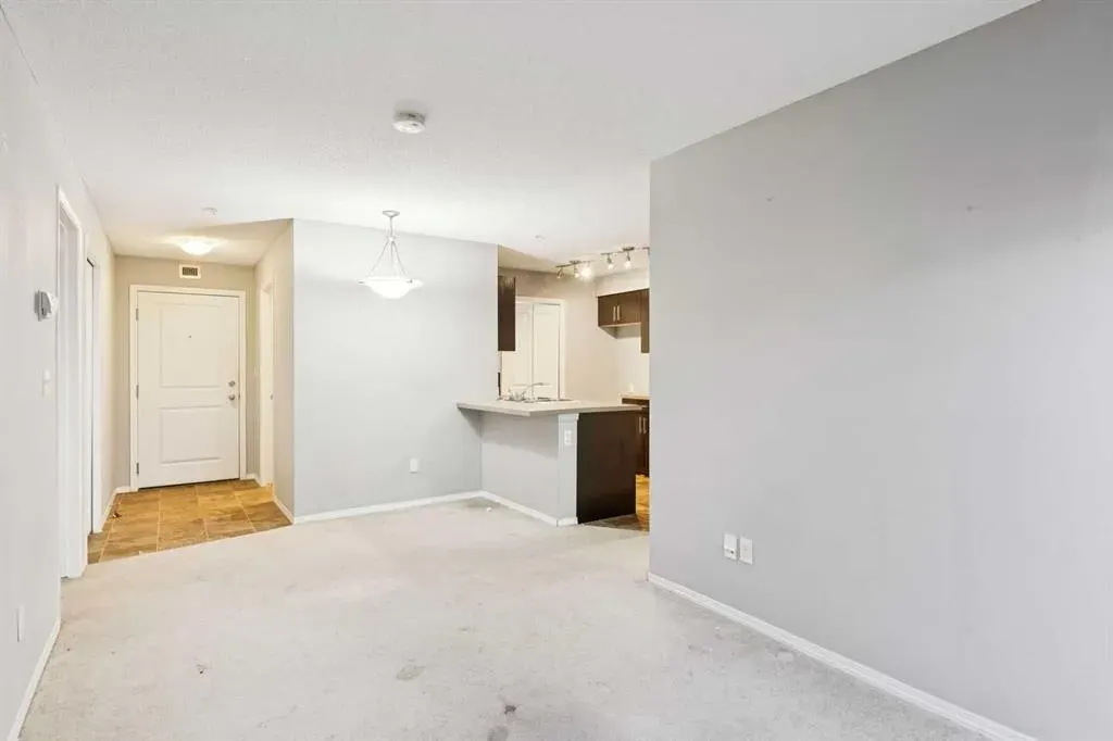 403 Mackenzie Way SW #3108