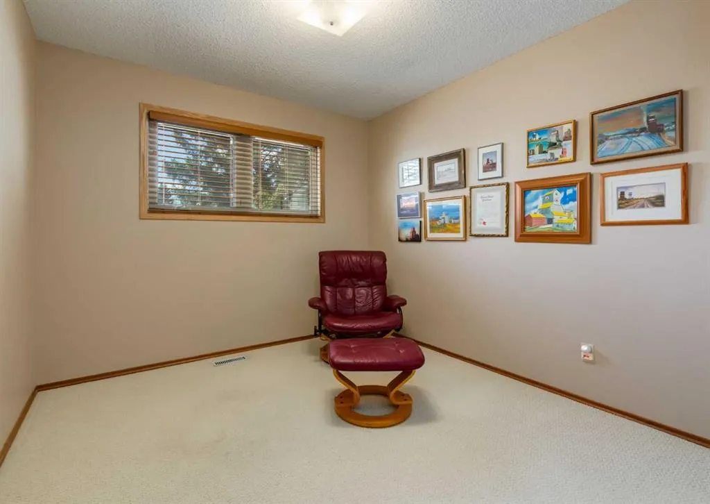 4808 Valiant Drive NW