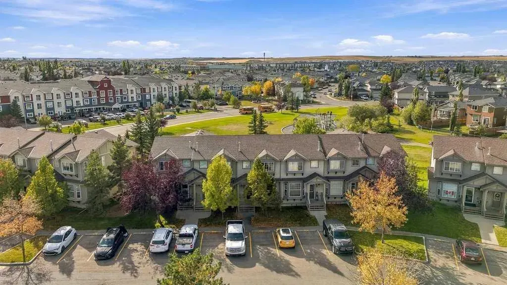 2005 Luxstone Boulevard SW #303