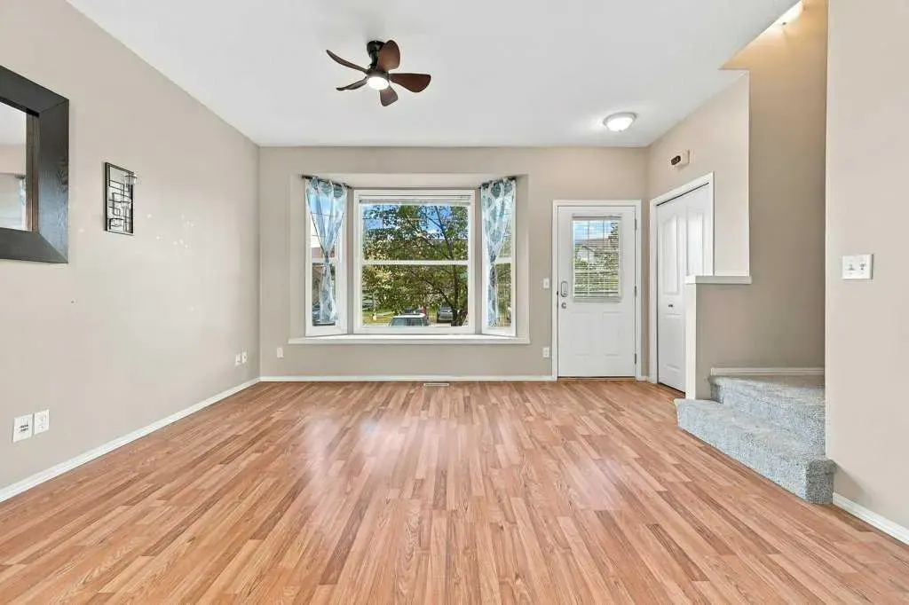 2005 Luxstone Boulevard SW #303