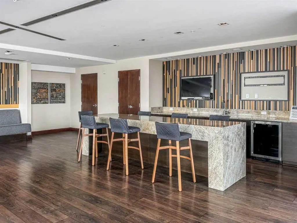 550 Riverfront Avenue SE #810