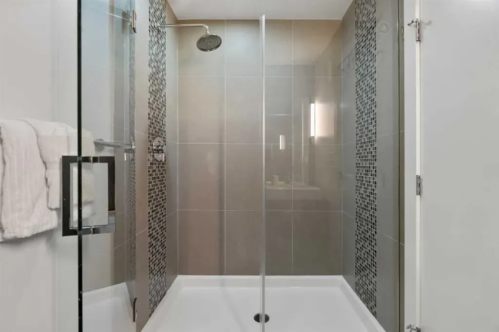 550 Riverfront Avenue SE #810