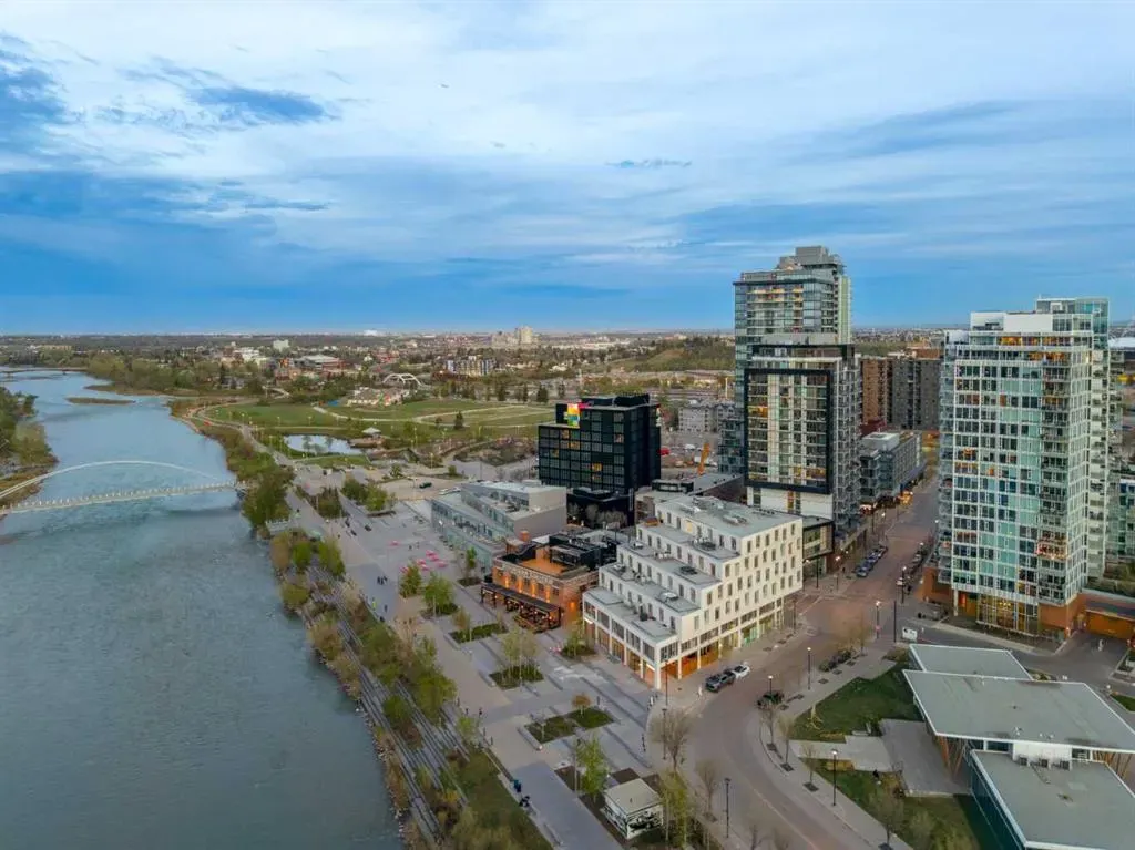 550 Riverfront Avenue SE #810