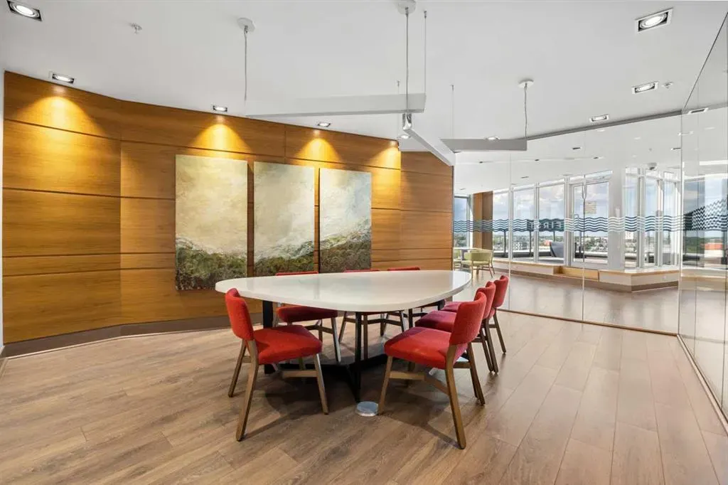 550 Riverfront Avenue SE #810