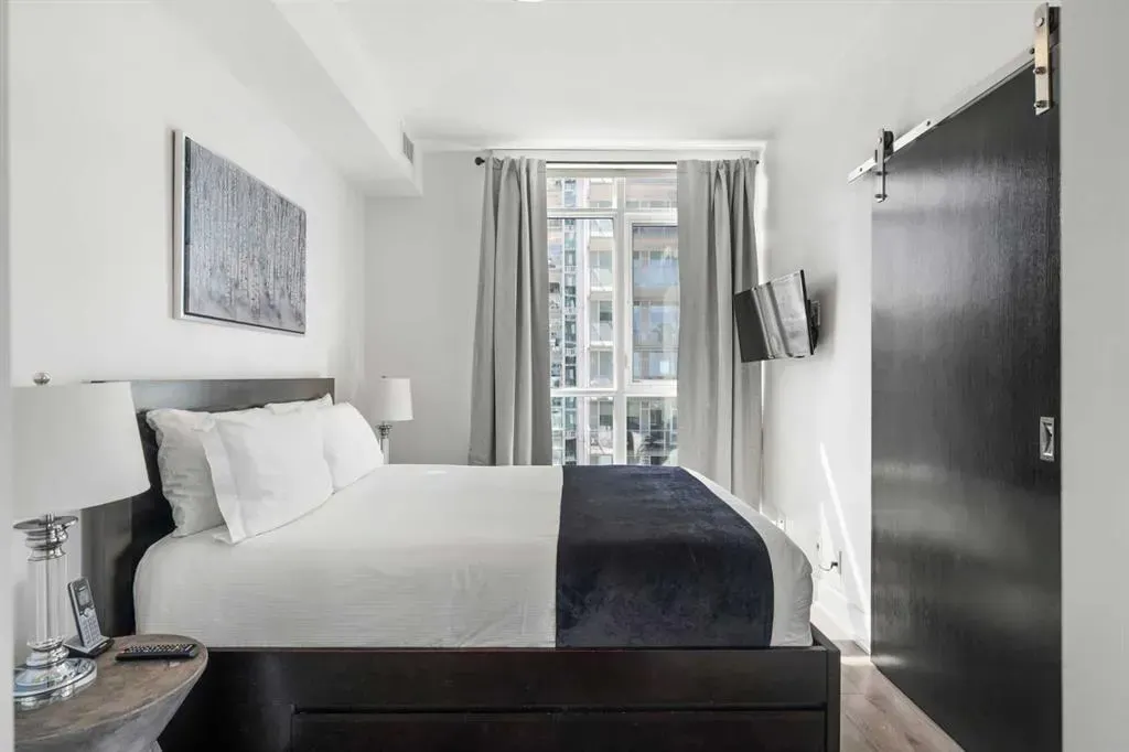 550 Riverfront Avenue SE #810