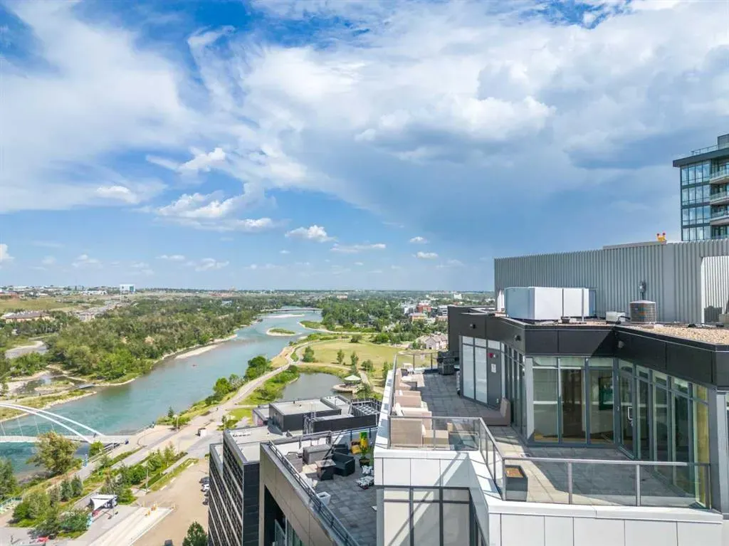 550 Riverfront Avenue SE #810