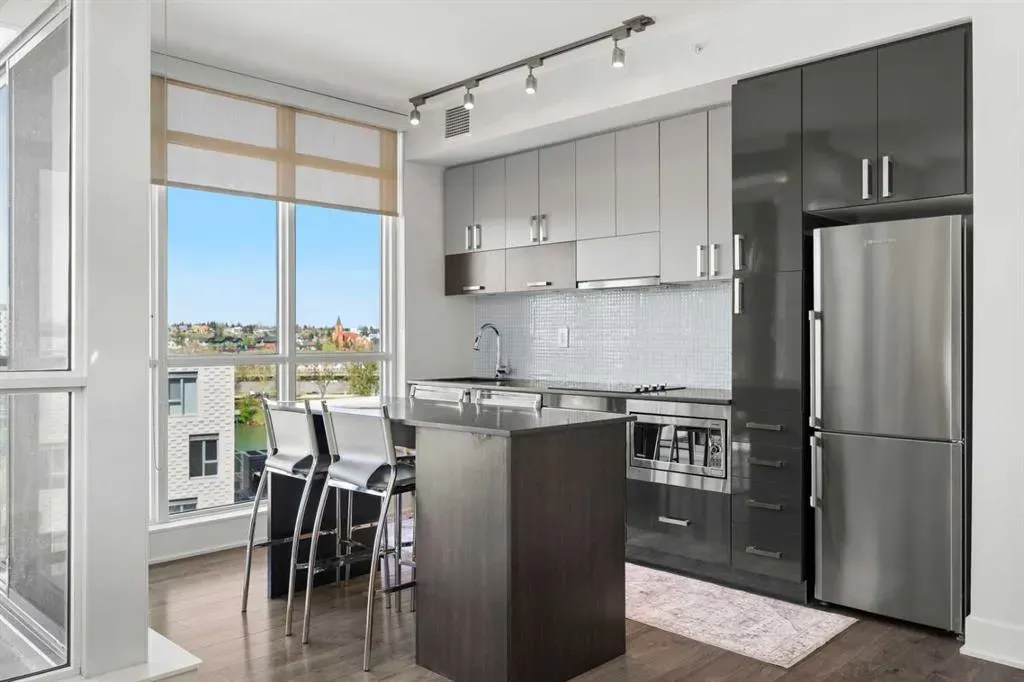 550 Riverfront Avenue SE #810
