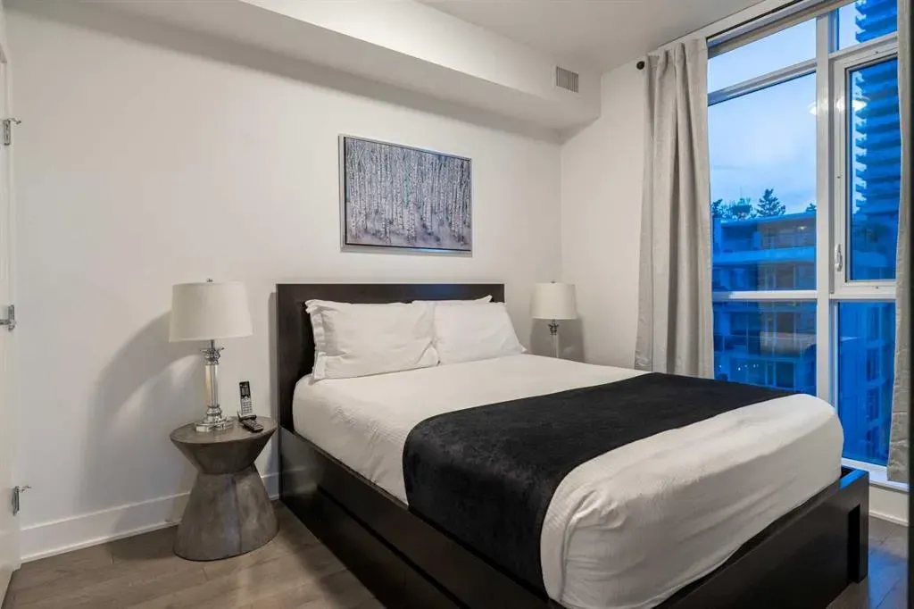 550 Riverfront Avenue SE #810
