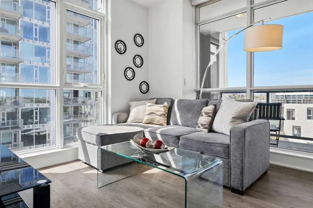 550 Riverfront Avenue SE #810