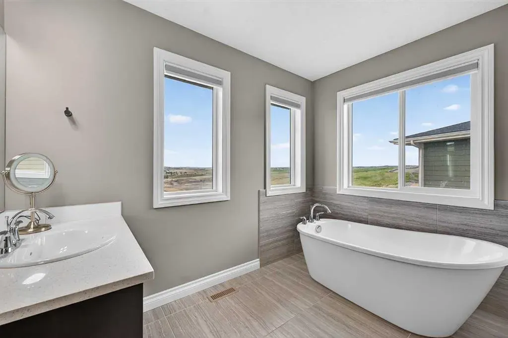 30 Evansborough View NW