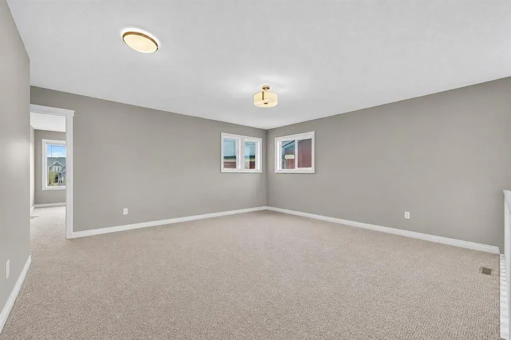 30 Evansborough View NW