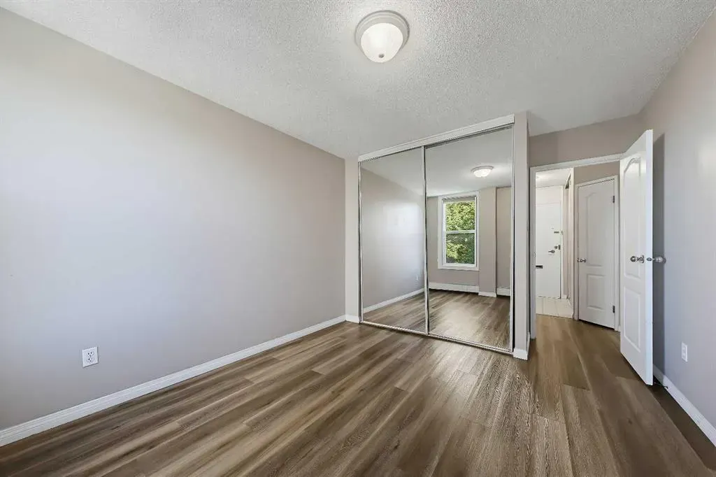1328 13 Avenue SW #302