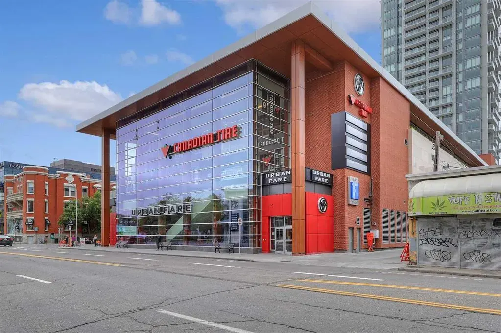 1328 13 Avenue SW #302