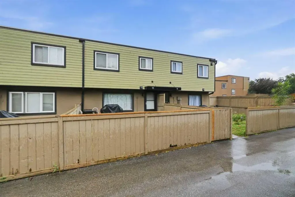 3809 45 Street SW #99