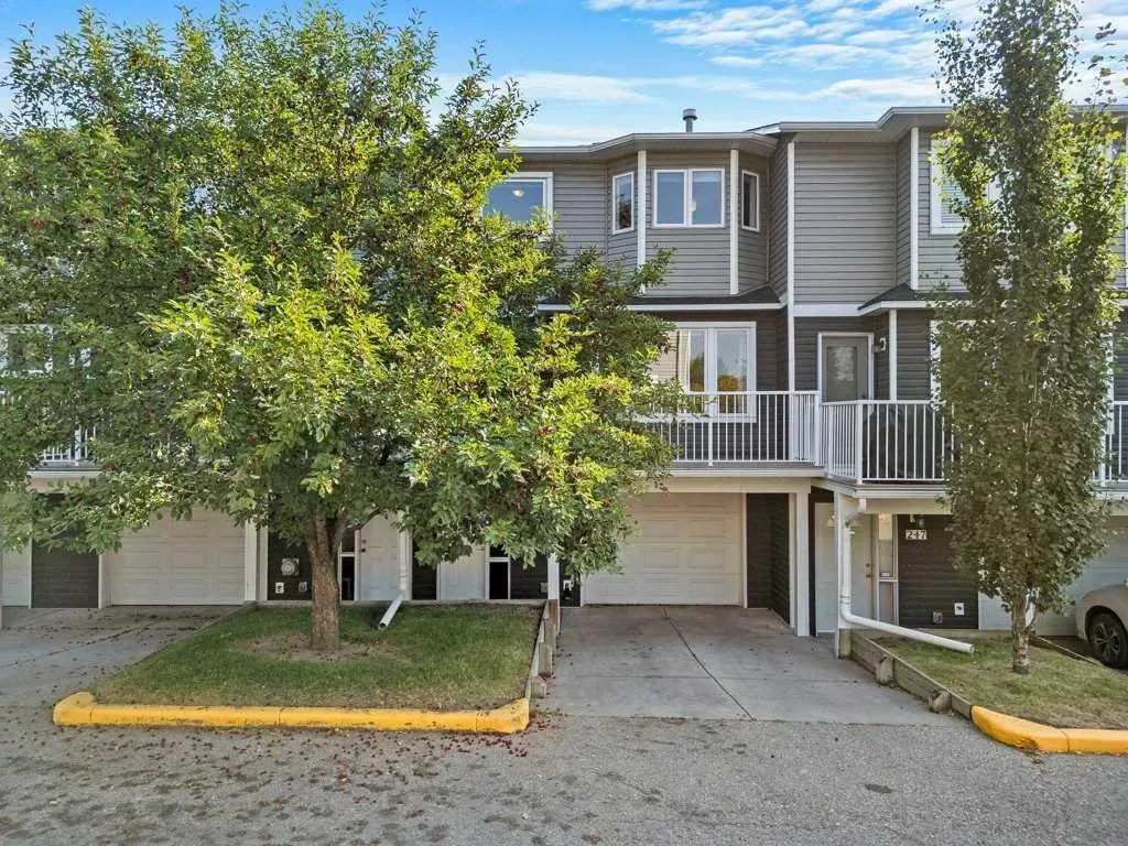 248 Regal Park NE