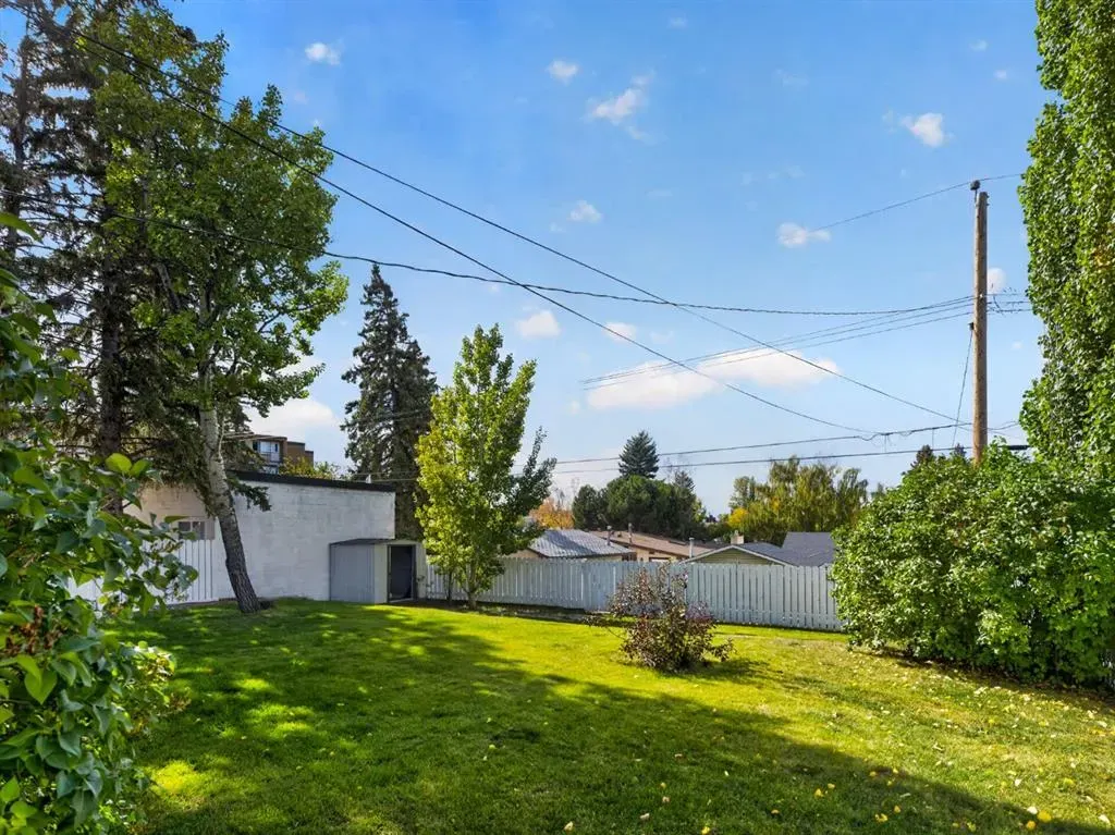 193 Fairview Drive SE