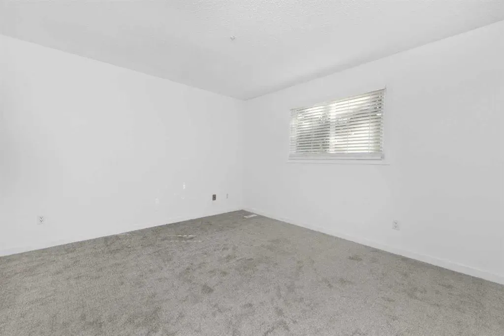 2519 38 Street NE #21