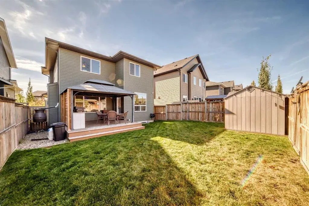 128 Ravenskirk Close SE