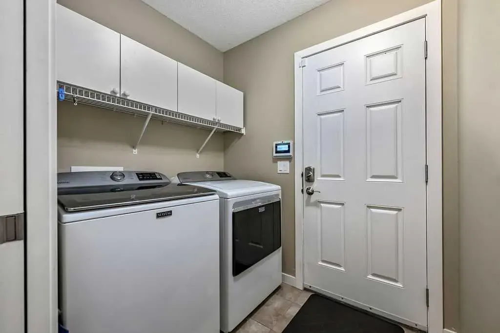 86 Walden Crescent SE