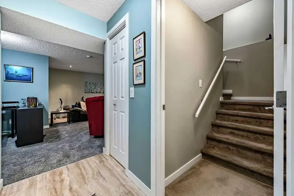 86 Walden Crescent SE
