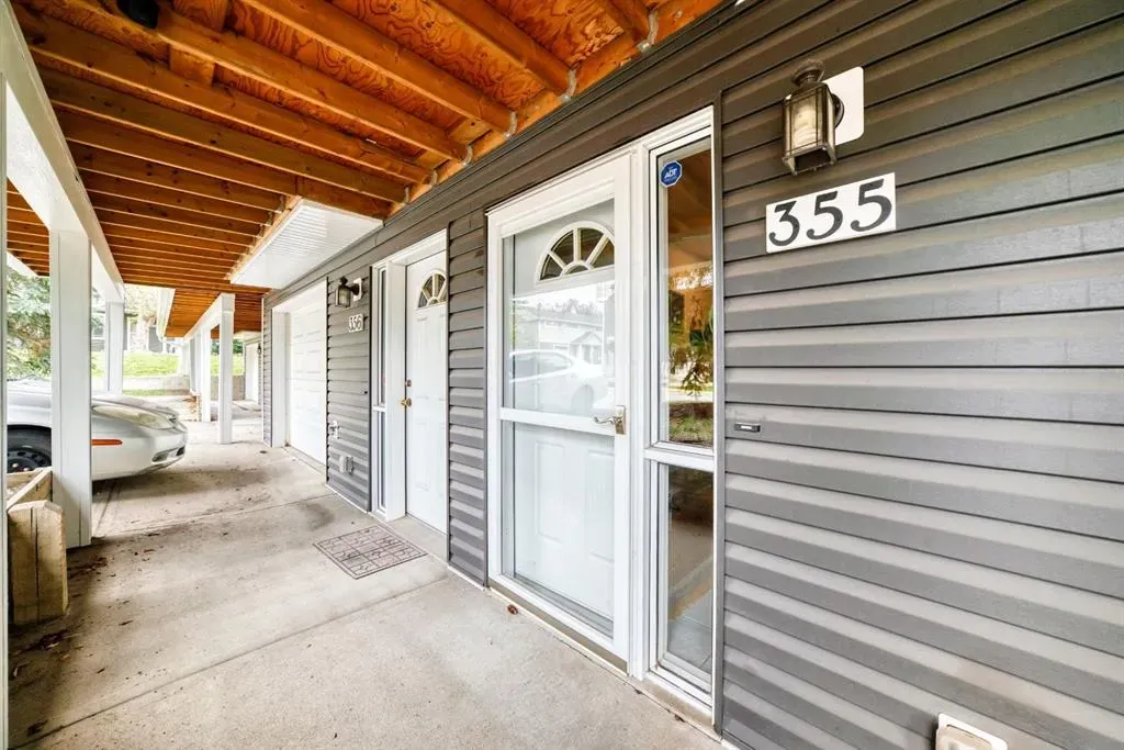 355 Regal Park NE