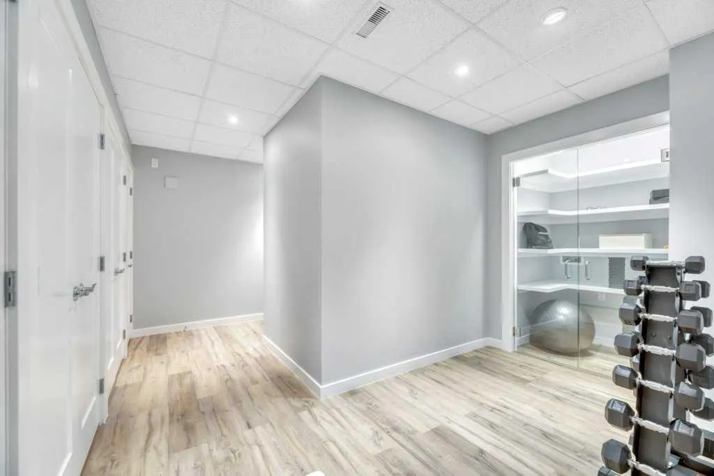 32 Walden Place SE