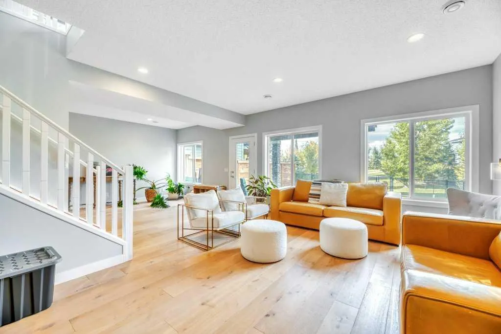 32 Walden Place SE
