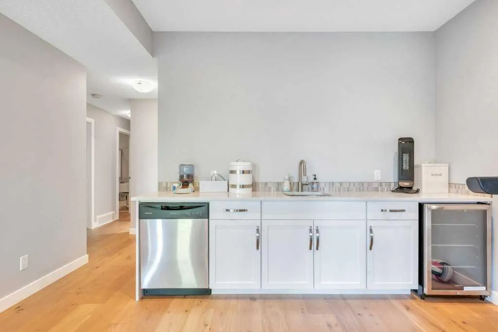 32 Walden Place SE