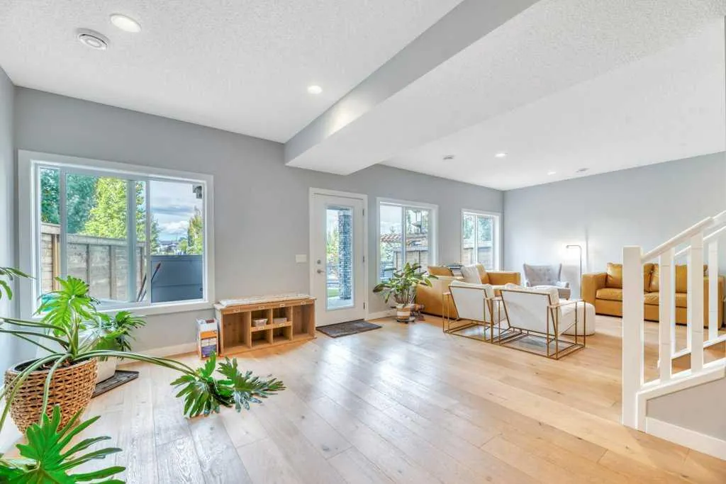 32 Walden Place SE
