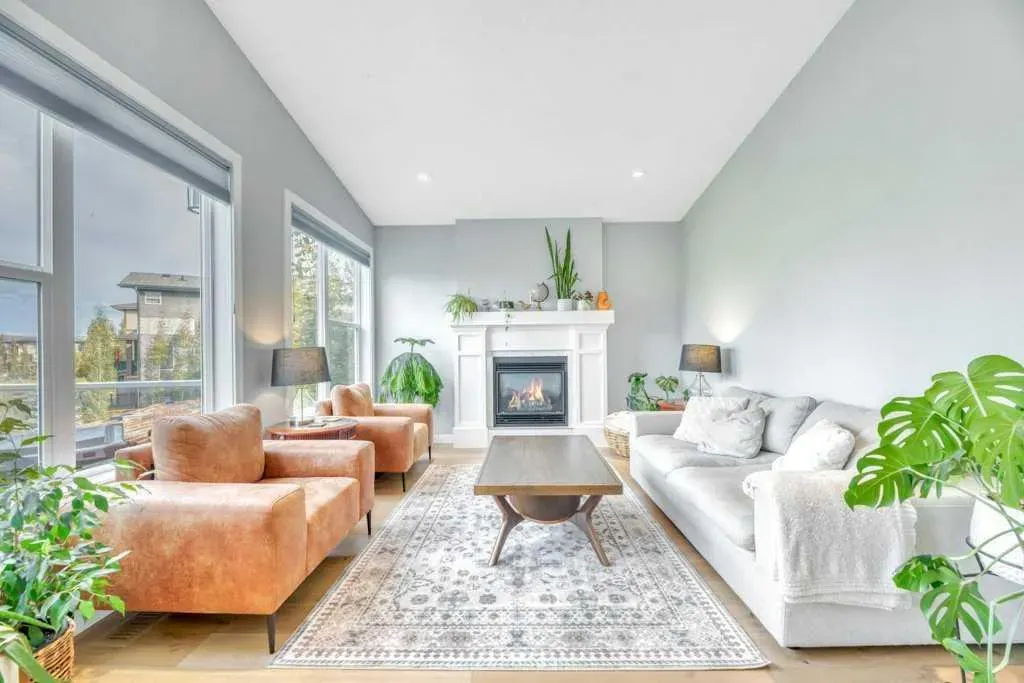 32 Walden Place SE