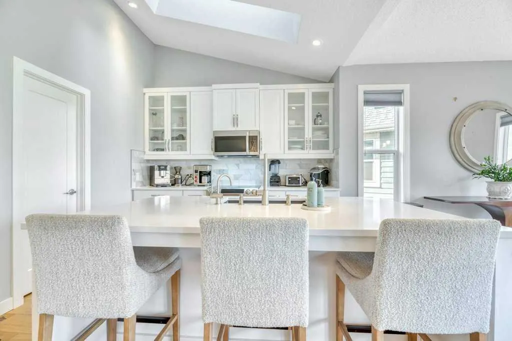 32 Walden Place SE