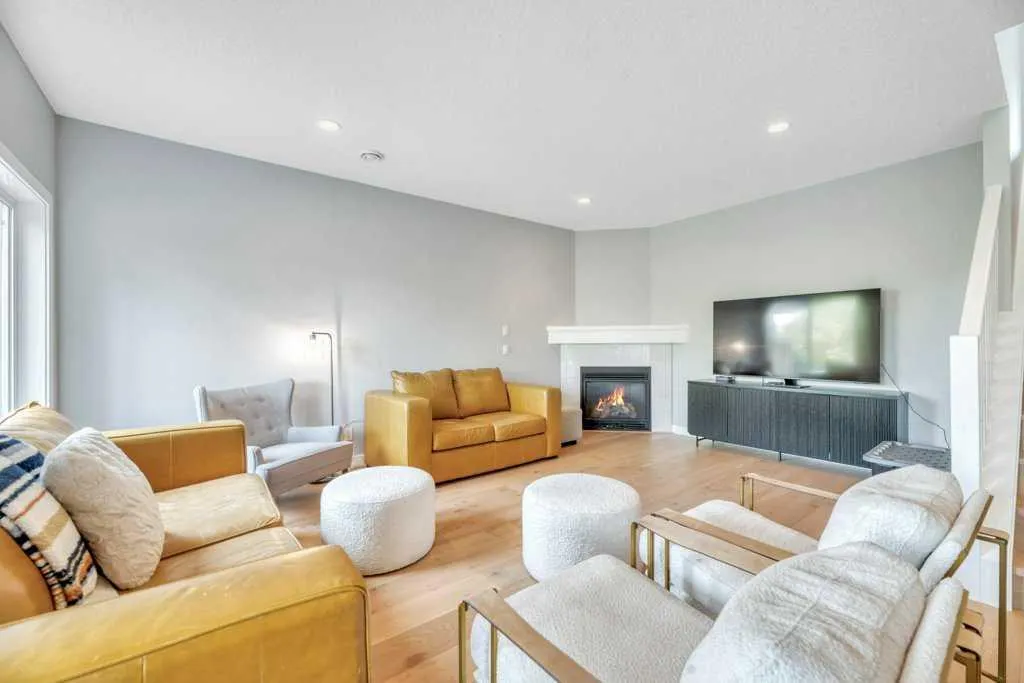 32 Walden Place SE