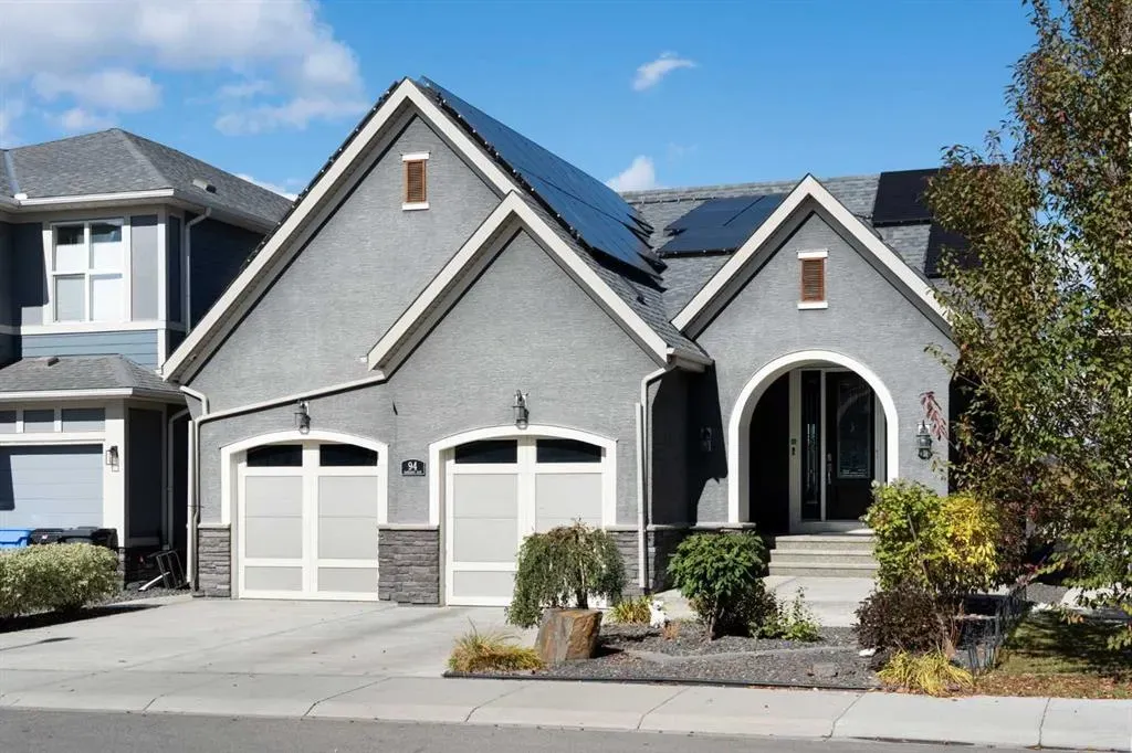 94 Mahogany Cove SE
