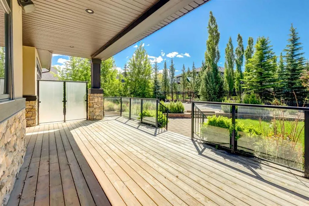 305 Spyglass Way