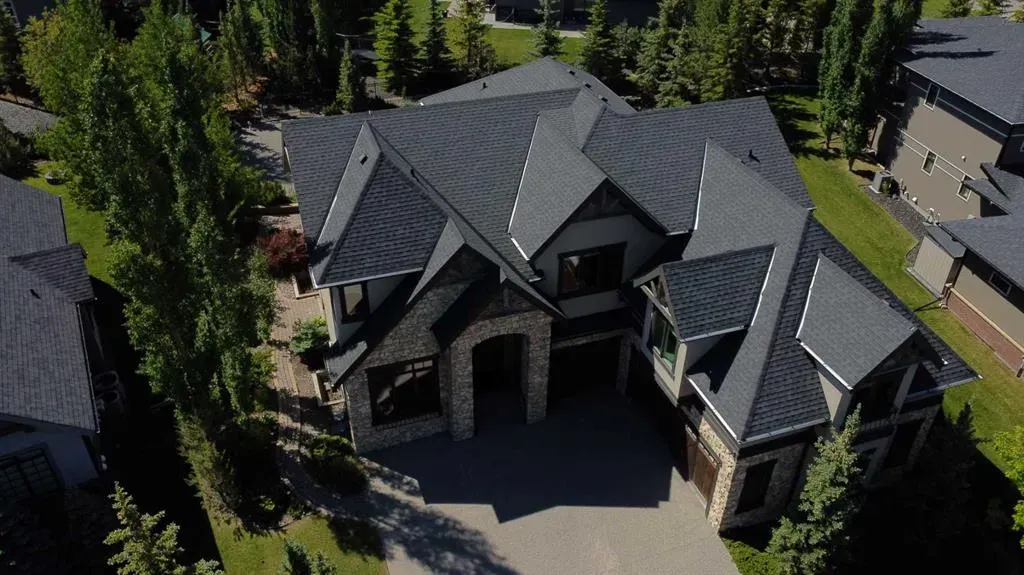 305 Spyglass Way