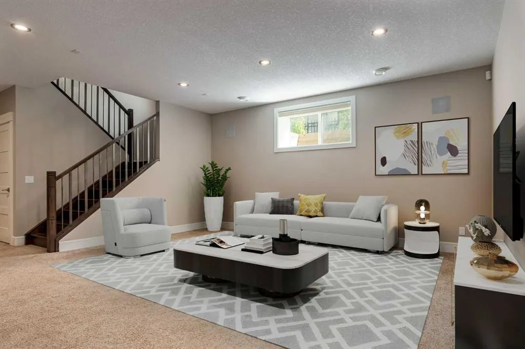 305 Spyglass Way