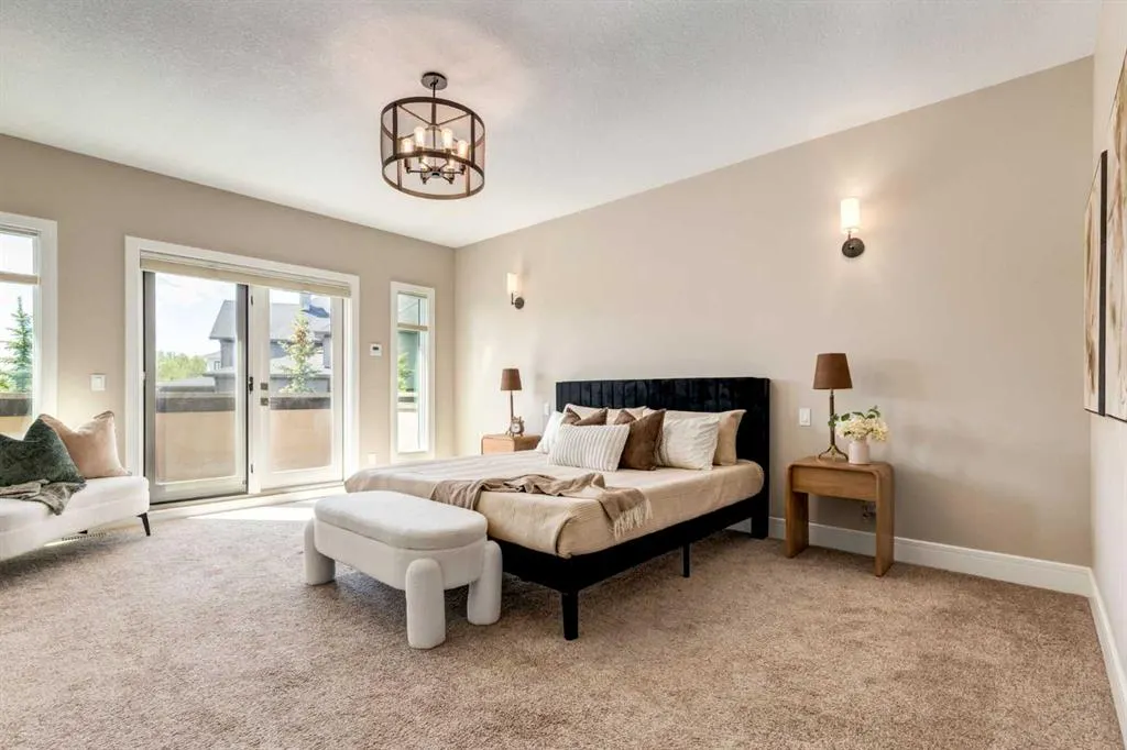 305 Spyglass Way